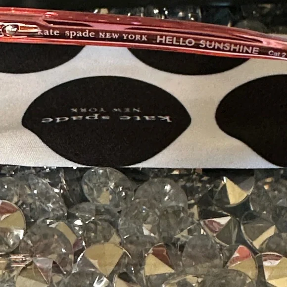 NWOT Kate Spade Hello Sunshine Sunglasses in Case. Retail  display picture 1